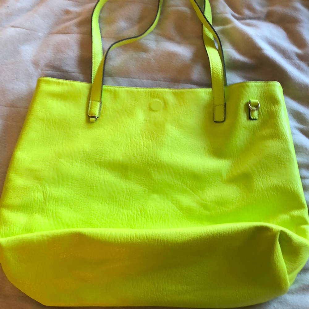 Durable, reversible tote